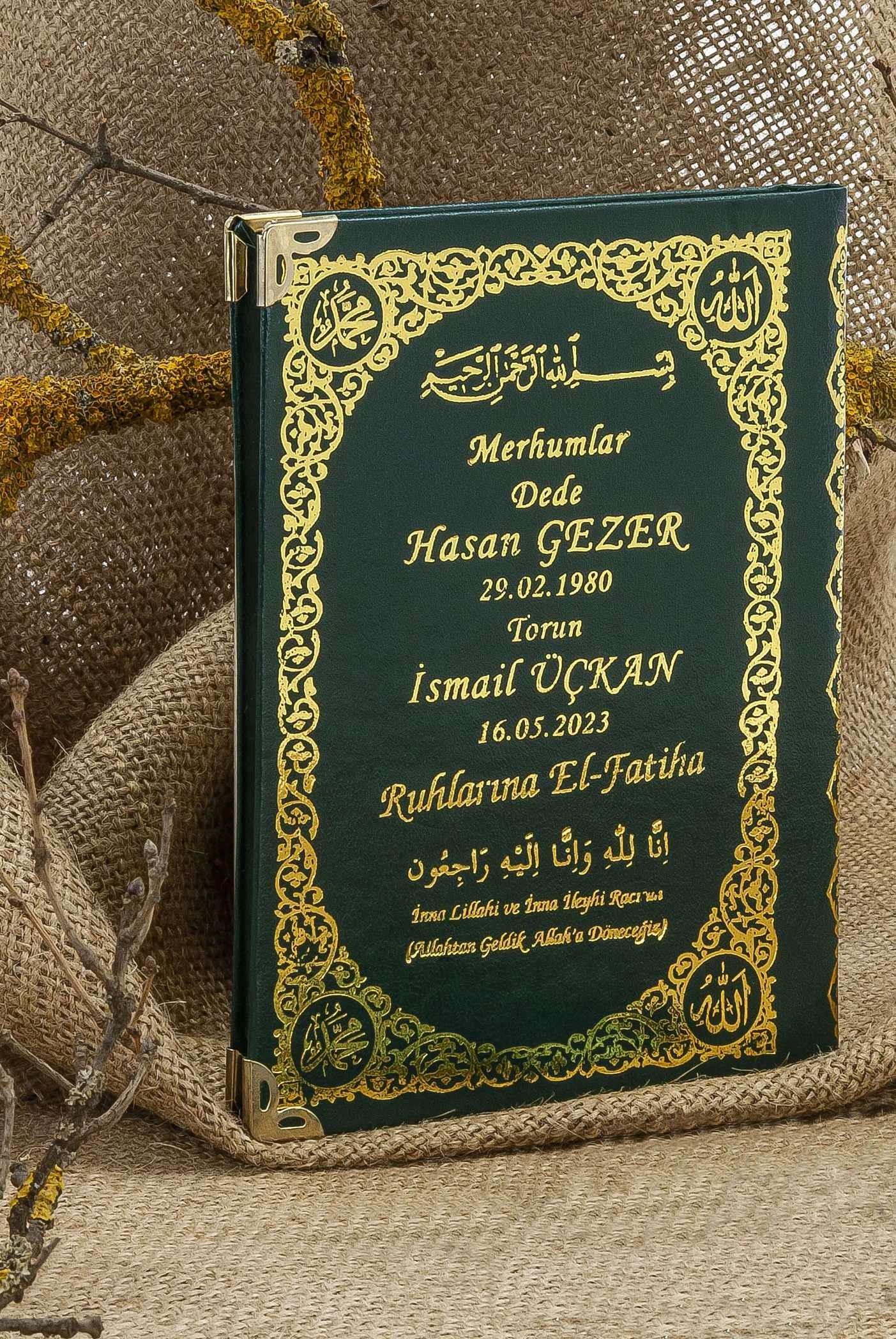 Kişiye Özel İsim Baskılı Ciltli Yasin Kitabı - Siyah Desen 1 - Çanta Boy (80 Sayfa)