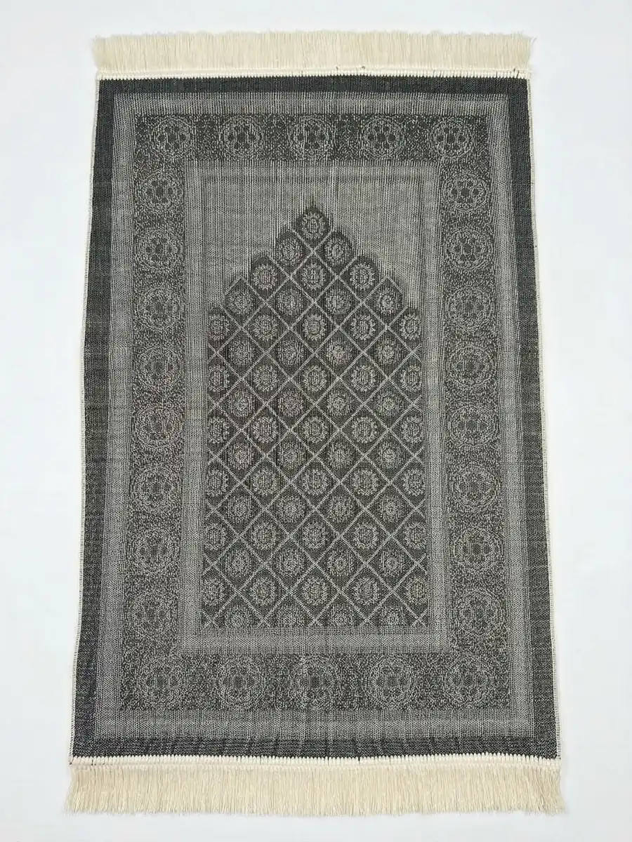 Mihraplı Kabartmalı Kadife Seccade