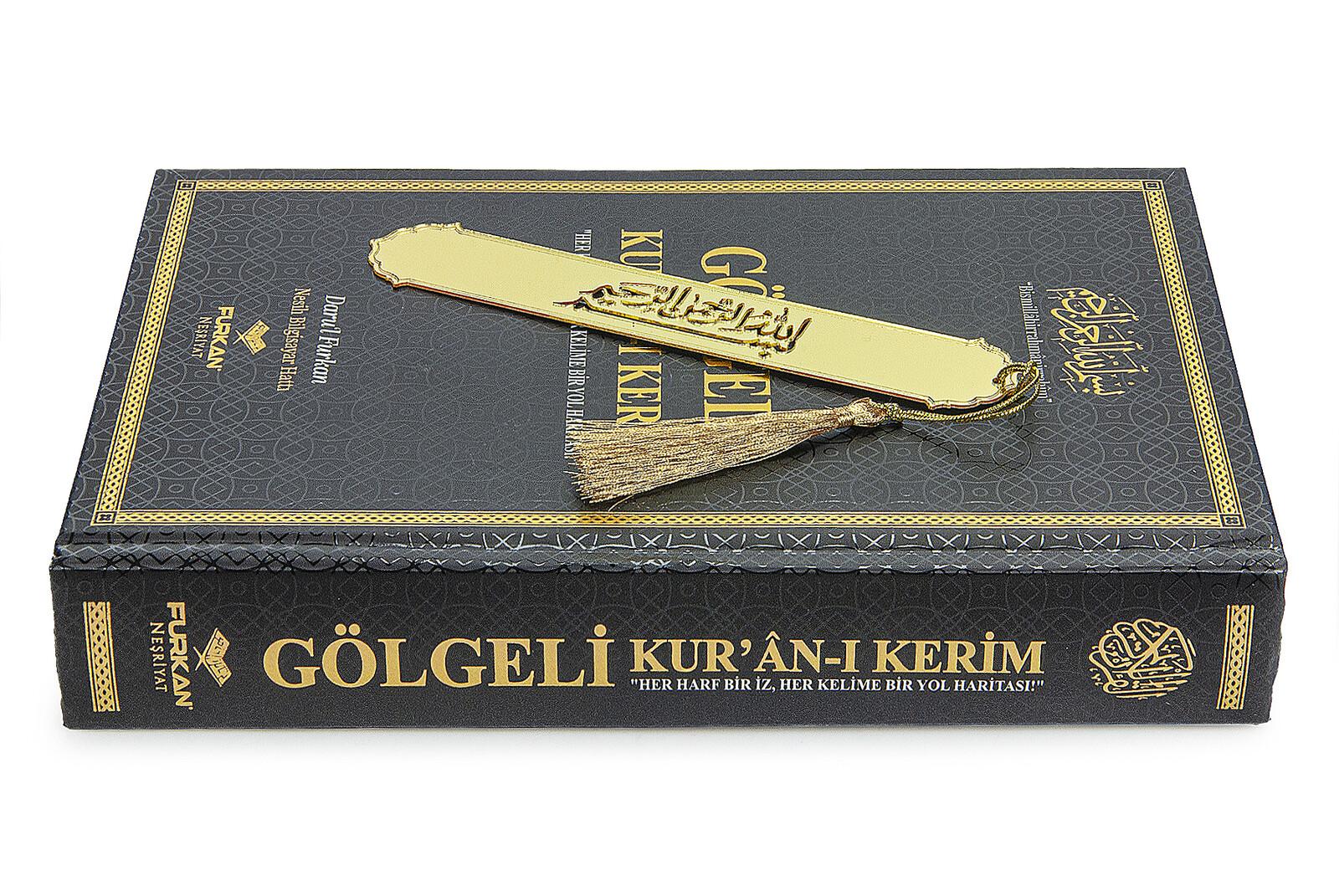 Gölgeli%20Kuranı%20Kerim%20ve%20Yazı%20Mushafı%20-%20Hafızlar%20için%20Arapça%20El%20Yazısı%20Pratik%20Kitabı%20