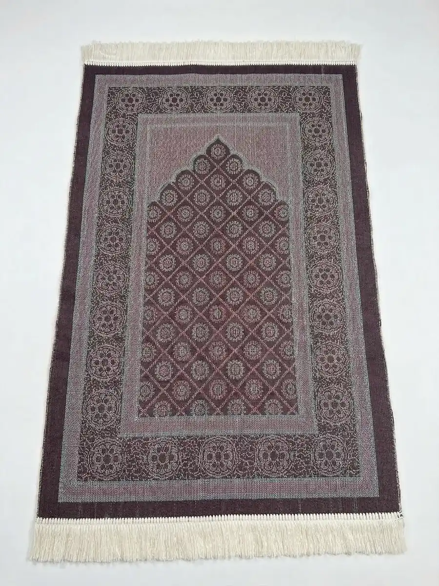 Mihraplı Kabartmalı Kadife Seccade