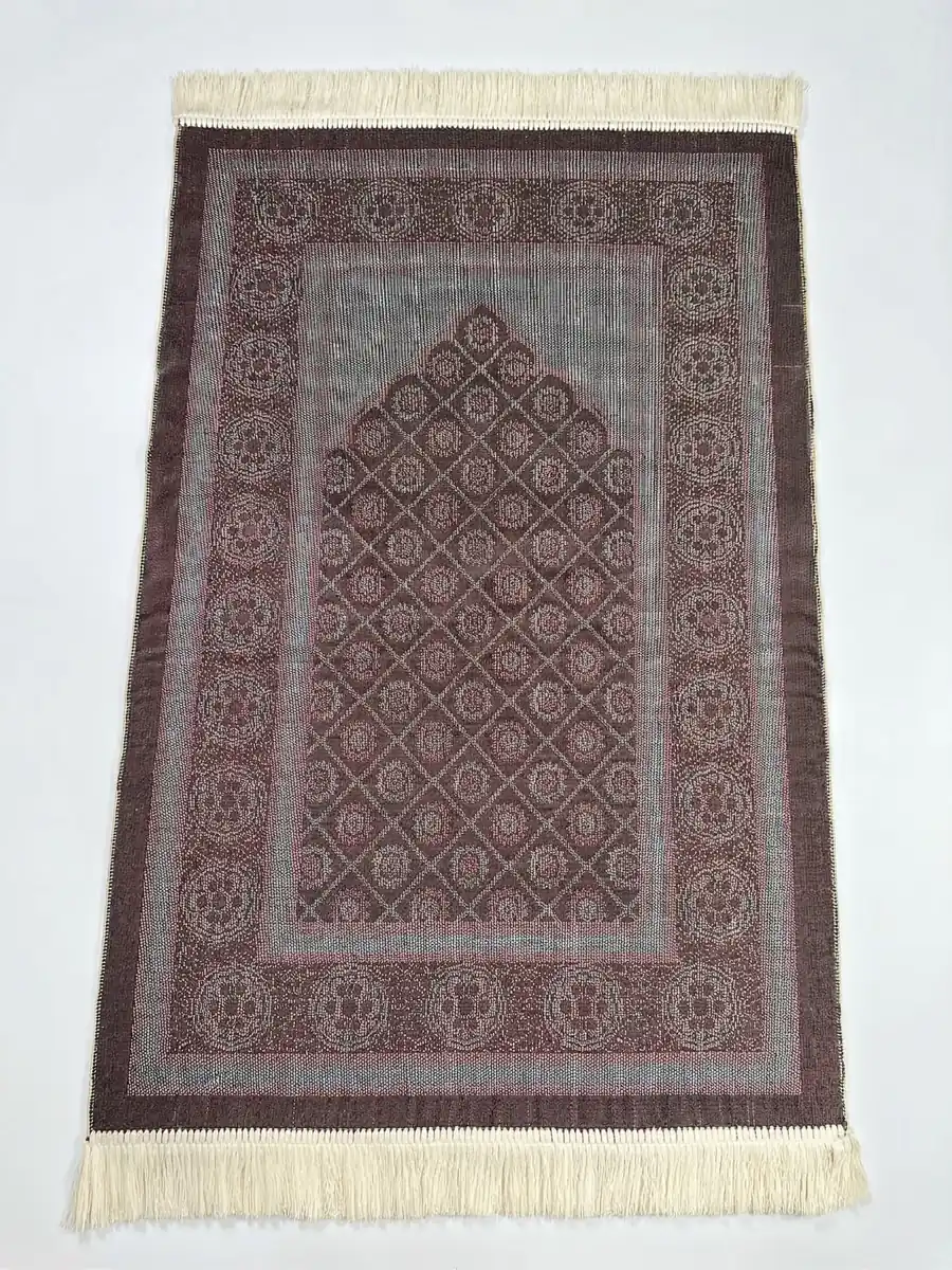 Mihraplı Kabartmalı Kadife Seccade