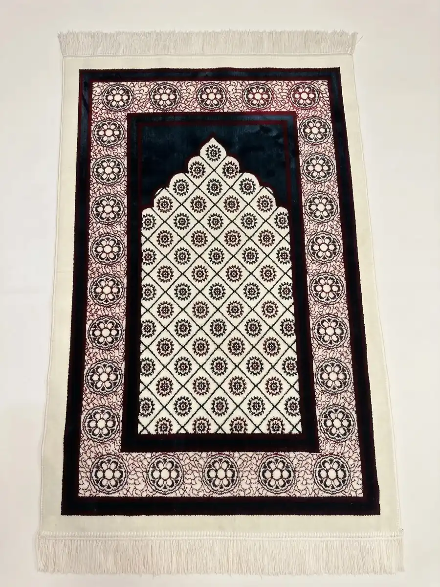 Mihraplı Kabartmalı Kadife Seccade