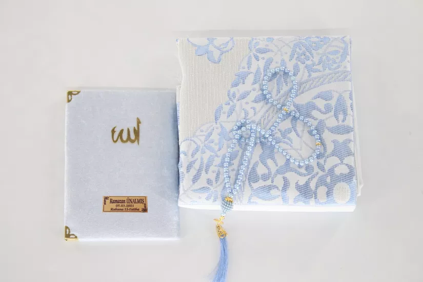 Kadife Yasin, Kaliteli Seccade ve İnci Tesbih Hac/Umre Hediyelik Seti