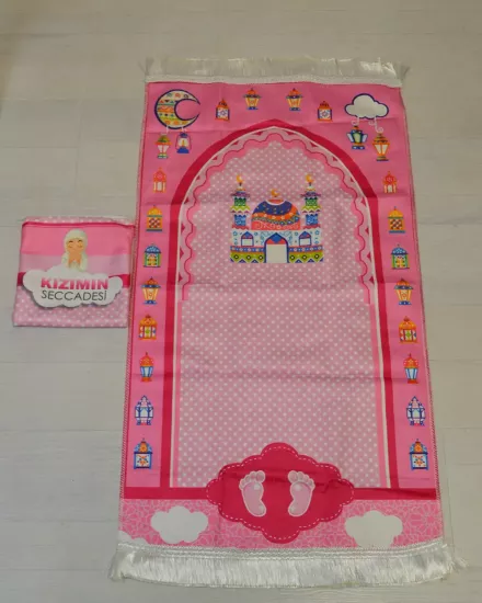 Kızımın Seccadesi Pembe – Fermuarlı Çanta Hediyeli Çocuk Namazlığı