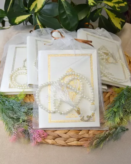 Termo Deri Kaplı Çanta Boy Yasin Kitabı ve İnci Tesbih Seti