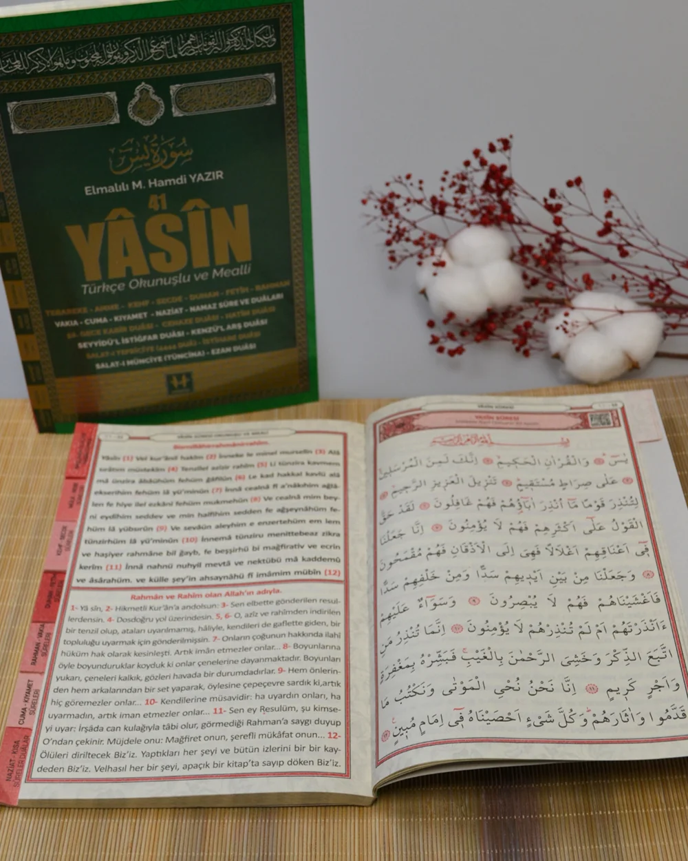 Türkçe Okunuşlu ve Mealli 41 Yasin Dua Kitabı (Orta Boy Siyah)
